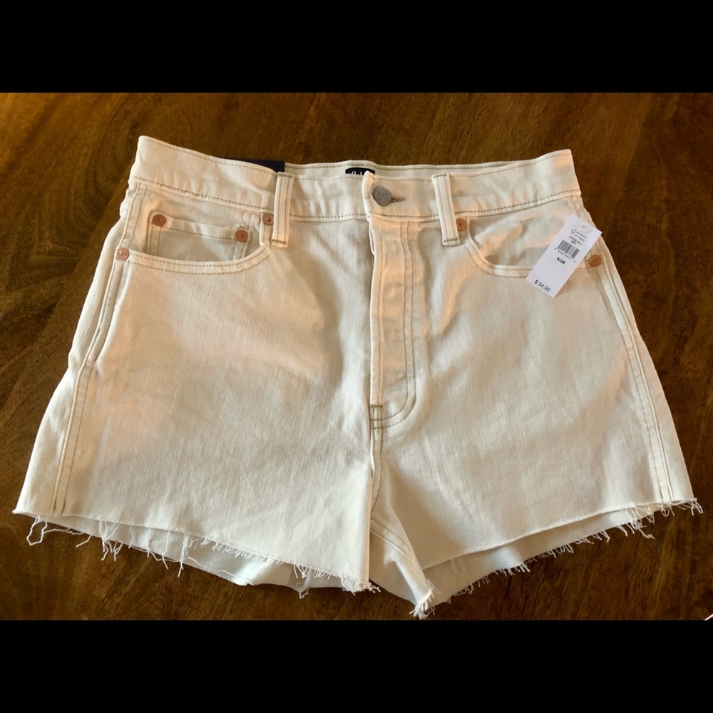 The GAP cheeky shorts